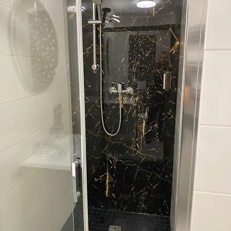 Trzy Sosny Okrzei 1c Bezplatny Parking ! Apartamento *